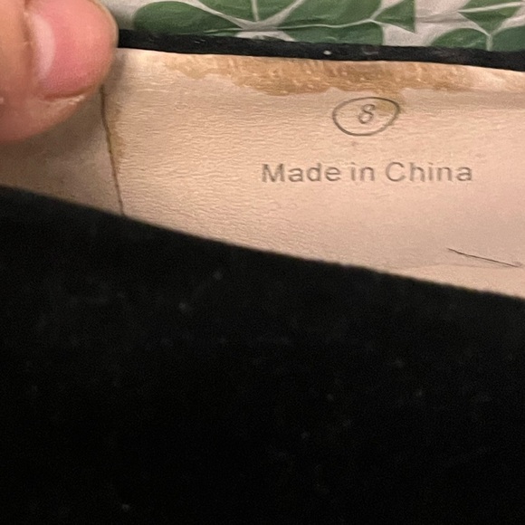 NWOT Little Black Suede Flats by J Jill! - Picture 4 of 6